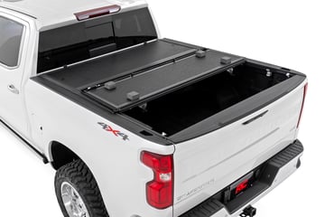Hard Low Profile Bed Cover | Chevy/GMC Sierra 1500 (19-26)/Silverado 1500 (19-26)