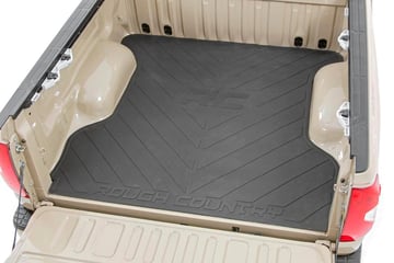 Bed Mat w/ Rough Country Logos