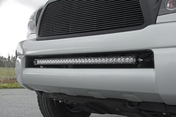 Toyota Tacoma w/ 30-inch Single Row LED