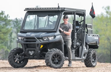 Can-Am Defender