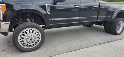 6 Inch Lifted 2019 Ford F-350 Super Duty 4WD