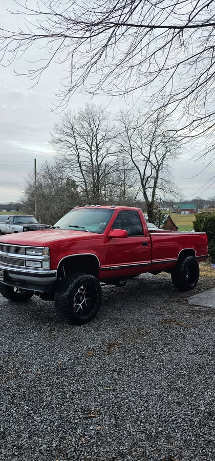 6 Inch Lifted 1995 Chevy K2500 4WD