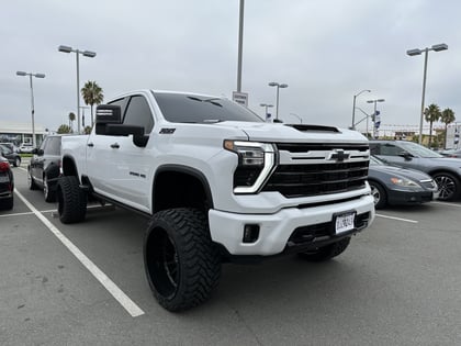 7 Inch Lifted 2024 Chevy Silverado 2500 HD 4WD