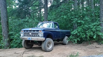 6 Inch Lifted 1966 Ford F-100