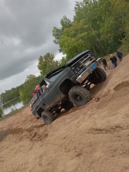 6 Inch Lifted 1985 Chevy K10 4WD