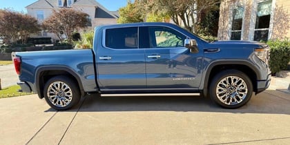 1 inch Lifted 2025 GMC Sierra 1500 Denali 4WD