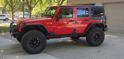 2.5 inch Lifted 2015 Jeep Wrangler Unlimited Rubicon 4WD