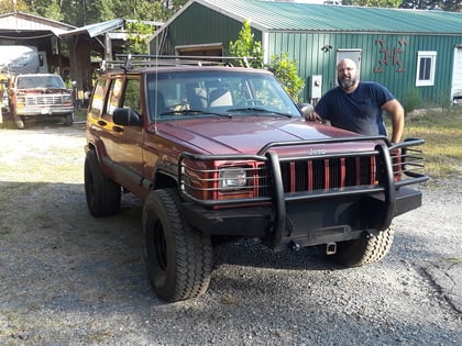 3 Inch Lifted 1999 Jeep Cherokee XJ 4WD