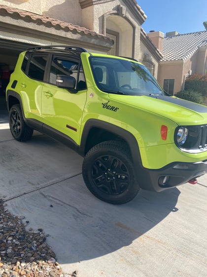 2 inch Lifted 2018 Jeep Renegade 4WD