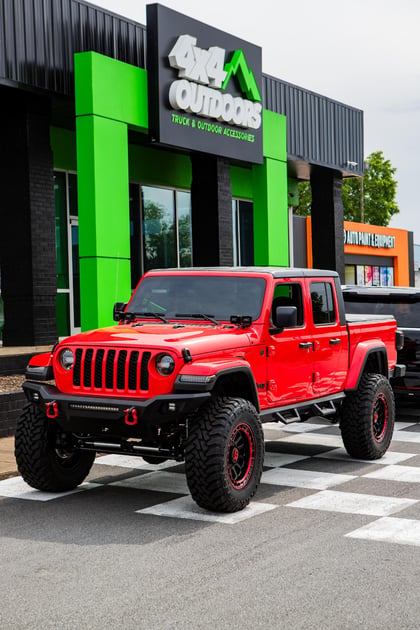 6 Inch Lifted 2023 Jeep Gladiator 4WD