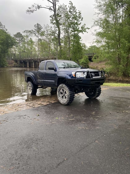 6 Inch Lifted 2007 Toyota Tacoma 4WD