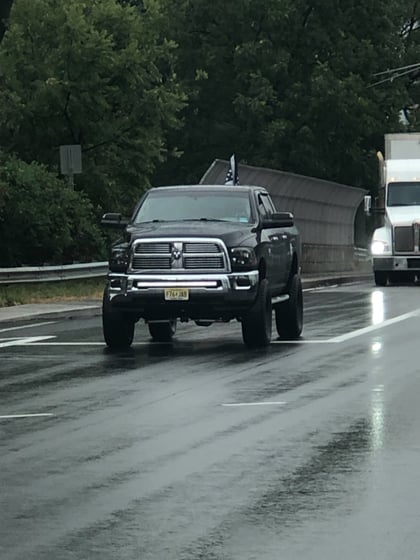 5 Inch Lifted 2010 Ram 2500 4WD