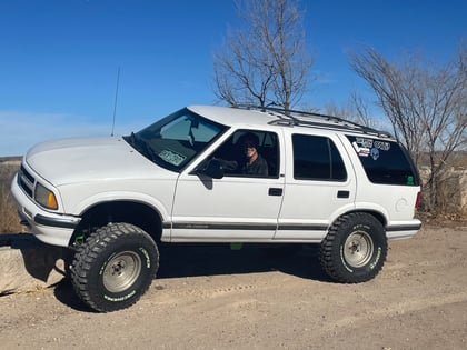 7 Inch Lifted 1997 Chevy S10 Blazer 4WD