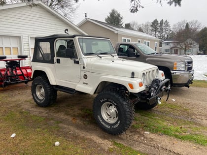 4 Inch Lifted 1999 Jeep Wrangler TJ 4WD
