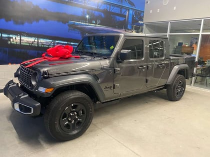 3.5 Inch Lifted 2026 Jeep Gladiator 4WD