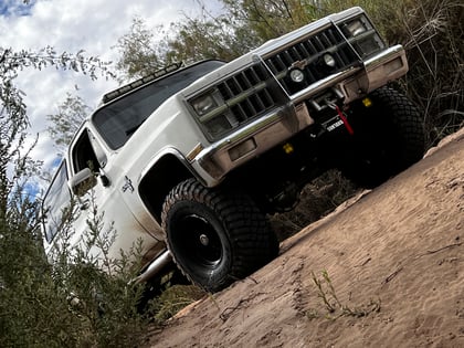4 Inch Lifted 1981 Chevy K5 Blazer 4WD