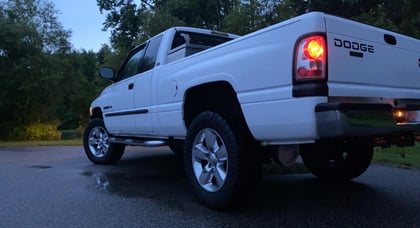 2.5 inch Lifted 2001 Dodge Ram 1500 4WD