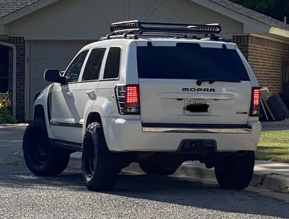 2 inch Lifted 2008 Jeep Grand Cherokee 4WD