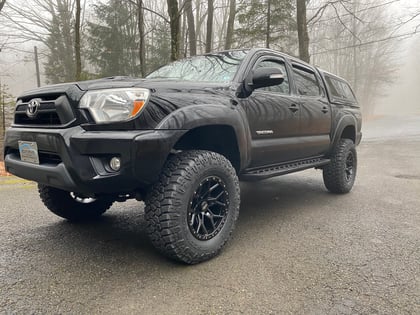 3.5 Inch Lifted 2015 Toyota Tacoma 4WD