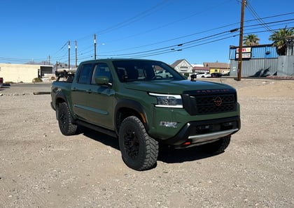 2.5 inch Lifted 2023 Nissan Frontier
