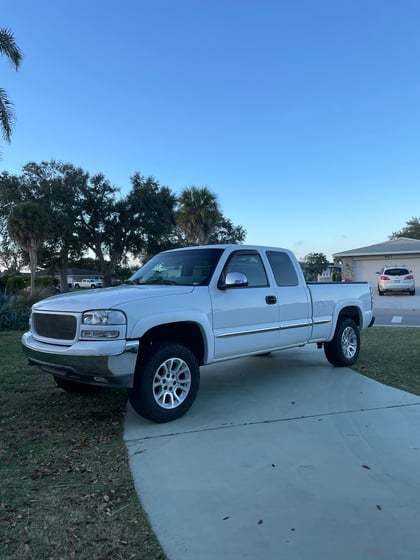 2.5 inch Lifted 2001 GMC Sierra 1500 4WD