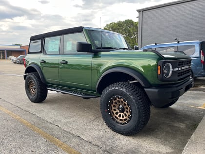 2 inch Lifted 2025 Ford Bronco 4WD