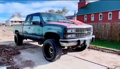 6 Inch Lifted 1991 Chevy K1500 4WD