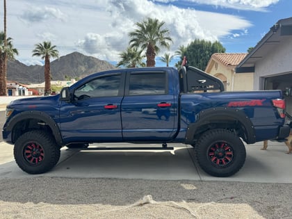 6 Inch Lifted 2021 Nissan TITAN 4WD