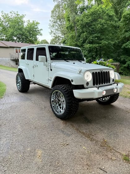 2.5 inch Lifted 2013 Jeep Wrangler Unlimited Sahara 4WD