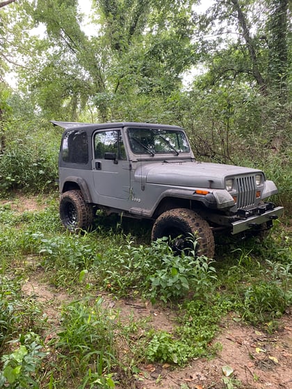 2.5 inch Lifted 1993 Jeep Wrangler 4WD