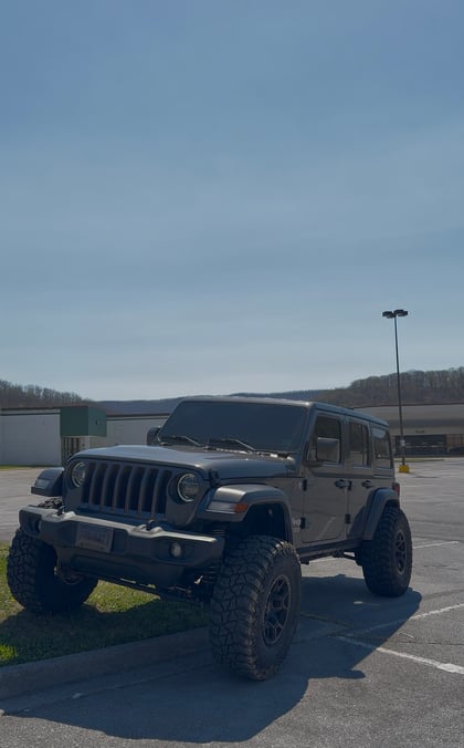 3.5 Inch Lifted 2020 Jeep Wrangler Unlimited Sport 4WD