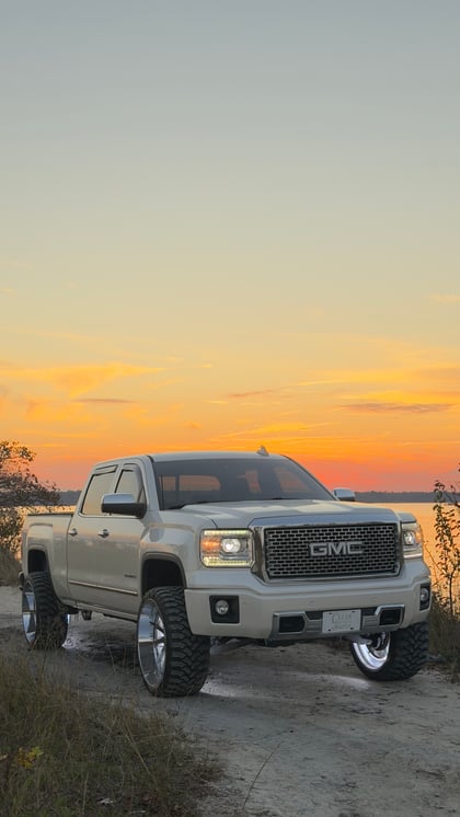 4 Inch Lifted 2015 GMC Sierra 1500 Denali 4WD