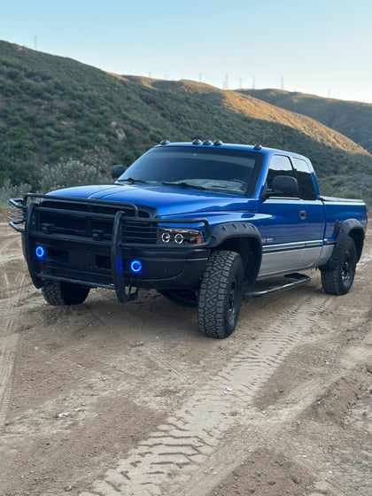 2 inch Lifted 1998 Dodge Ram 1500 RWD