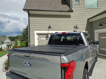2024 Ford F-150 Lightning 4WD