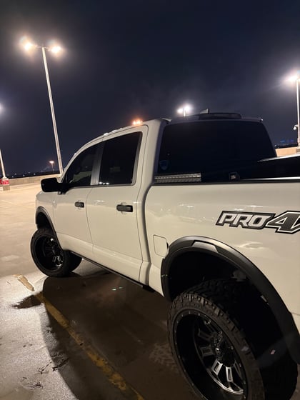 2.5 inch Lifted 2024 Nissan TITAN 4WD
