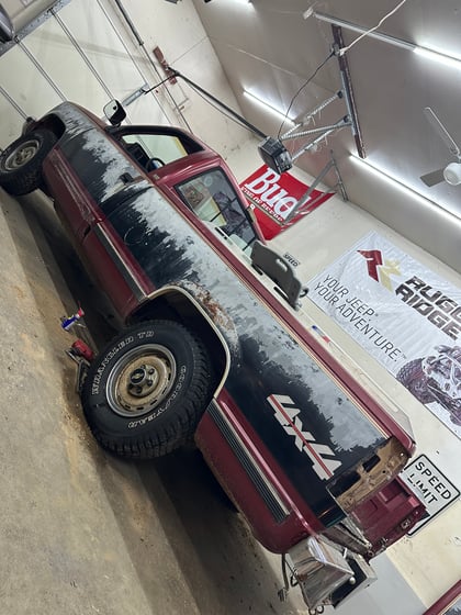 4 Inch Lifted 1990 Chevy K1500 4WD