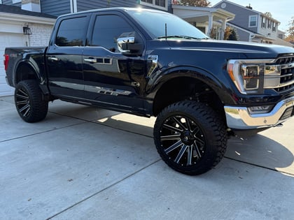 6 Inch Lifted 2023 Ford F-150 4WD