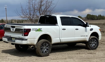 3.5 Inch Lifted 2017 Nissan TITAN XD 4WD