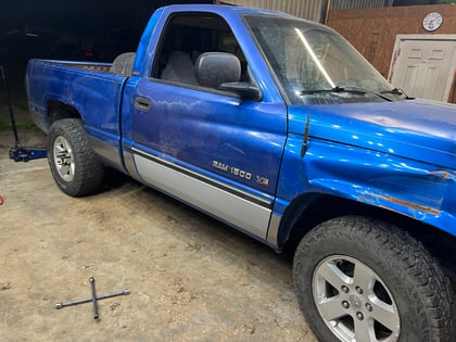 3 Inch Lifted 2001 Dodge Ram 1500 RWD