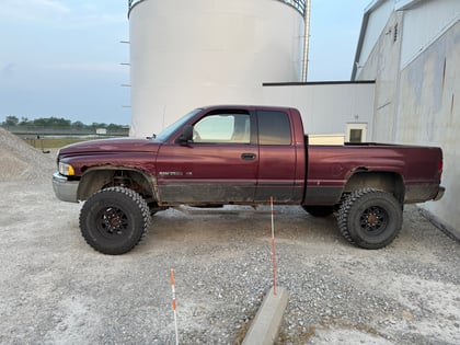 2.5 inch Lifted 2001 Dodge Ram 2500 4WD