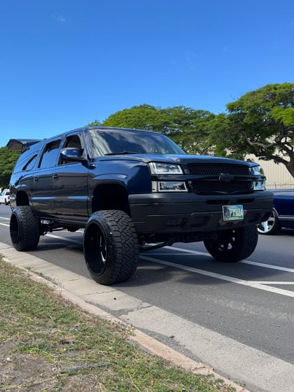 6 Inch Lifted 2002 Chevy Suburban 1500 4WD