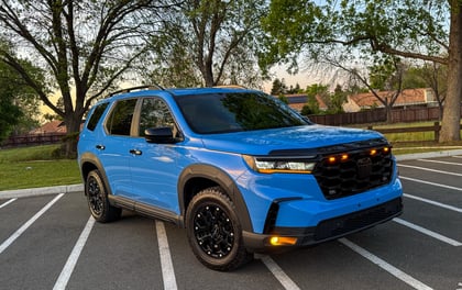 1 inch Lifted 2024 Honda Pilot AWD
