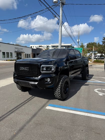 5 Inch Lifted 2019 GMC Canyon 4WD
