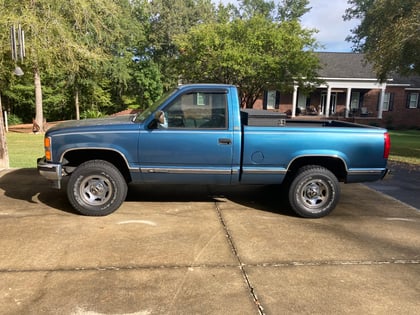 2 inch Lifted 1990 Chevy C1500 RWD