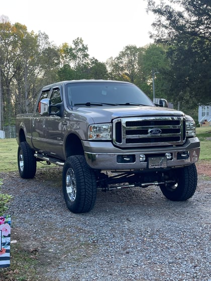 7.5 Inch Lifted 2007 Ford F-250 Super Duty 4WD