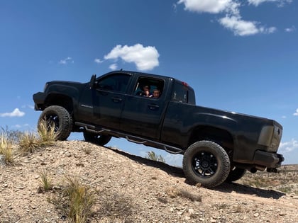 7.5 Inch Lifted 2013 GMC Sierra 2500 HD 4WD