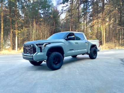 3.5 Inch Lifted 2023 Toyota Tundra 4WD