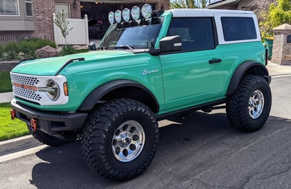2.5 inch Lifted 2021 Ford Bronco 4WD
