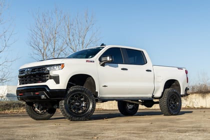 4 Inch Lifted 2025 Chevy 1500