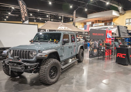 built-to-show-ready-to-roll-rough-country-at-jeep-branson-image